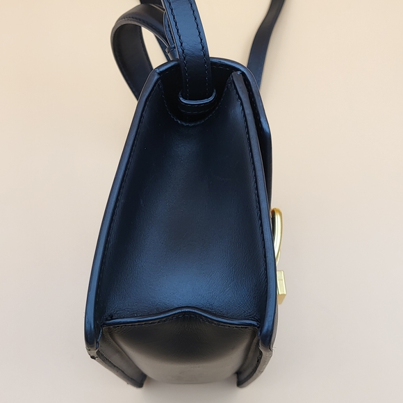 GUCCI Mini Sylvie Sherry Top Handle Crossbody Leather Bag..Authentic w/COA.. - Picture 5 of 16